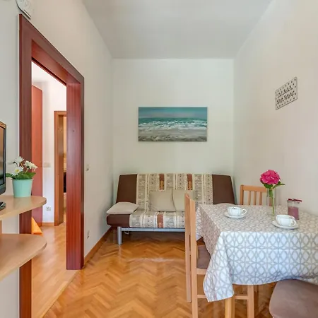 Daniela Apartment Trogir