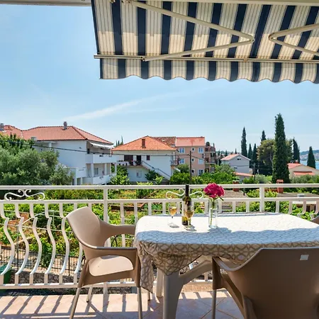 Daniela Apartment Trogir