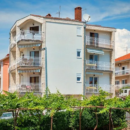 Daniela Apartment